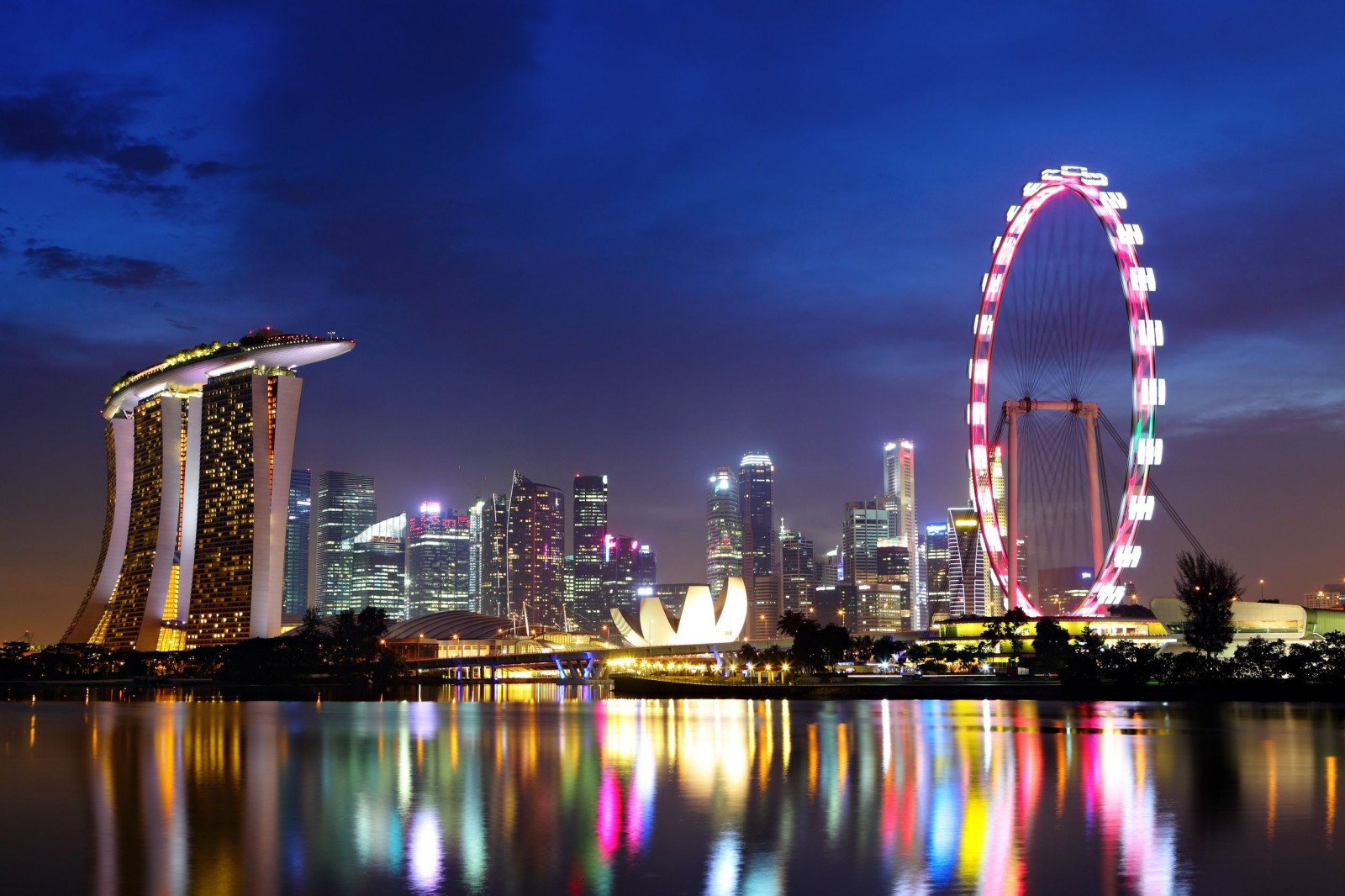 5 Days 4 Nights Singapore and Kuala Lumpur Super Saver Package